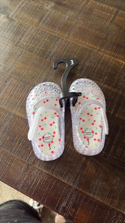 Girls sparkly jellies Size 3