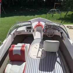2005 Tracker Q4 Boat 19ft Trades Welcome 