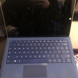 Microsoft Surface Gen 1 Laptop/tablet With Keyboard