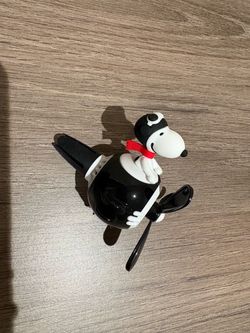 NEW SNOOPY AIR VENT CLIP