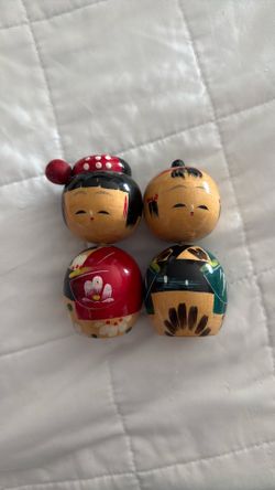 Wood Kokeshi Dolls