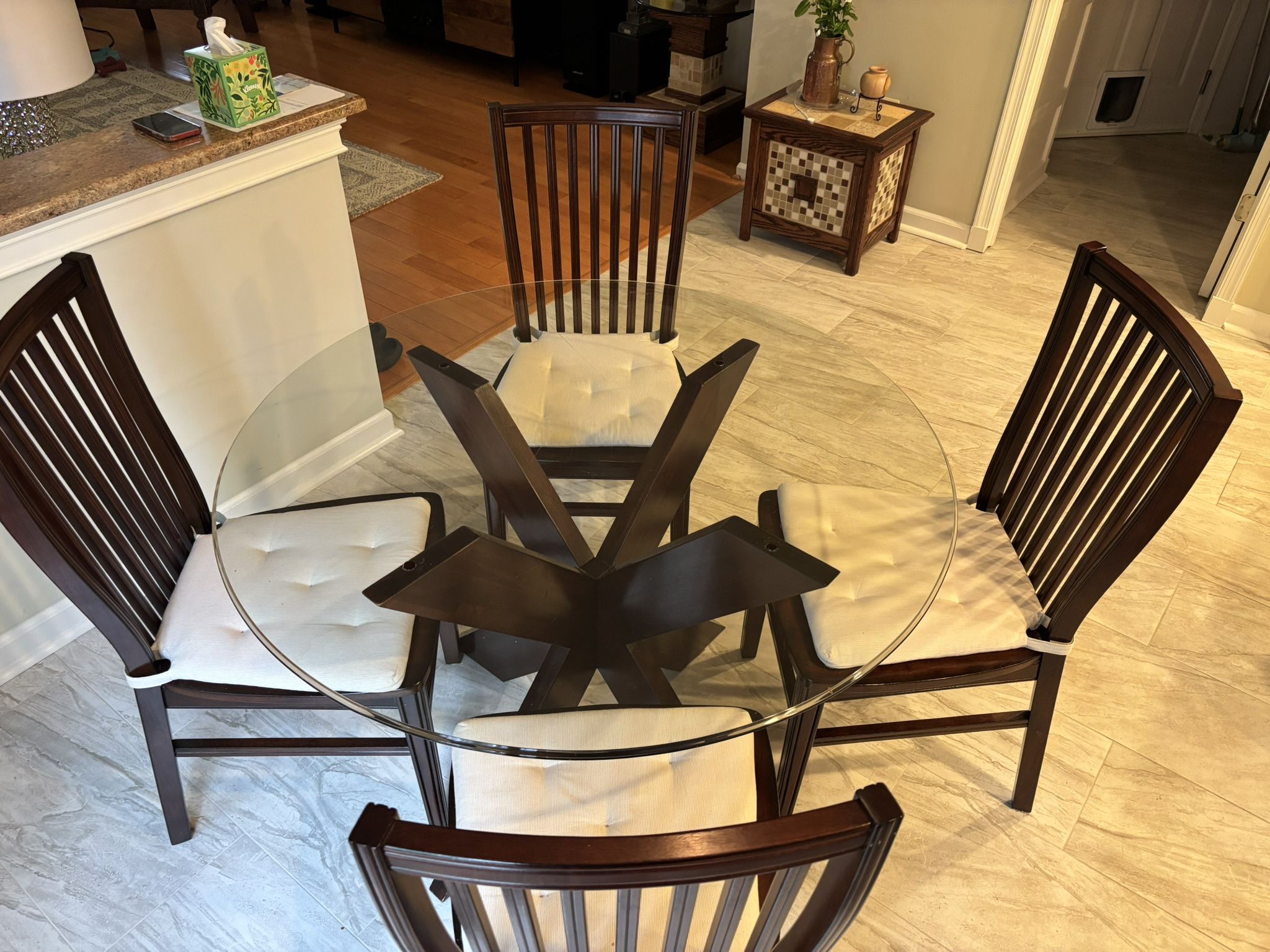 42” Round Glass Table With Chairs 