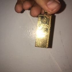 Money Pendant 