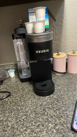 Keurig Coffee Maker- Gently Used 