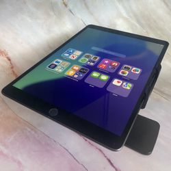 Apple IPad Air 3rd Generation (10.5” Retina/ Latest IOS 18) 64GB with pen, case & Accessories 