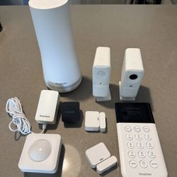 SimpliSafe Complete Home Security System – Excellent Condition
