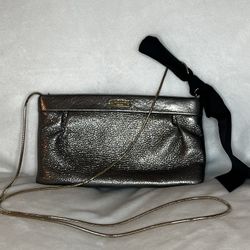 Kate Spade ♠️  Silver Clutch