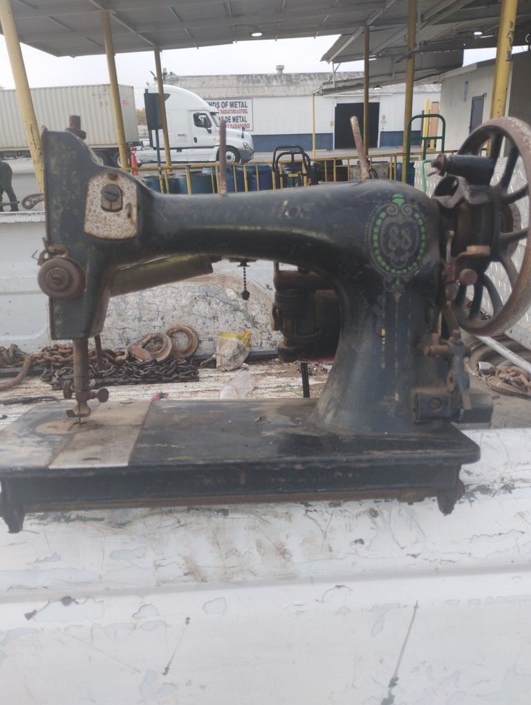 Old Singer Sewing Machine.
