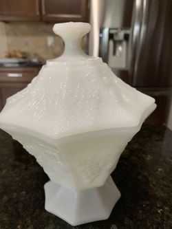 Vintage Anchor Hocking Milk Glass Pedestal Candy Dish with Lid - Harvest Grape