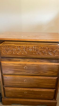 Chest of drawers