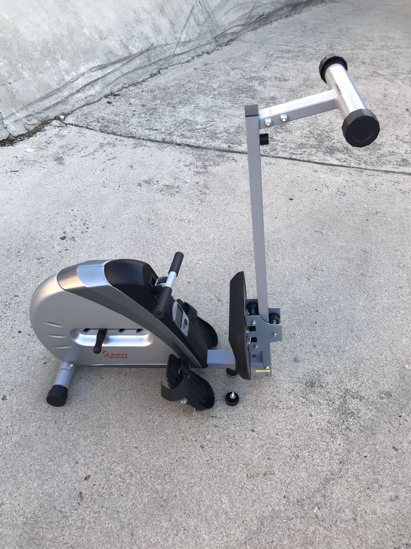 Rowing Machine (Foldable)