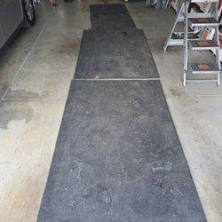 FREE HEAVY DUTY FLOOR MATS