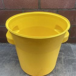 Stucco Construction, Mixing Container