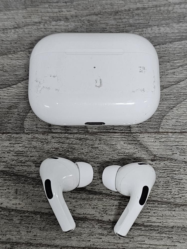 Apple - AirPods Pro 2, Wireless Active Noise Cancelling Earbuds (A1D027729)