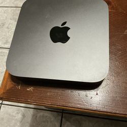 Mac Mini (2018)