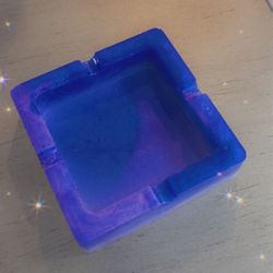 ashtray resin brand new 