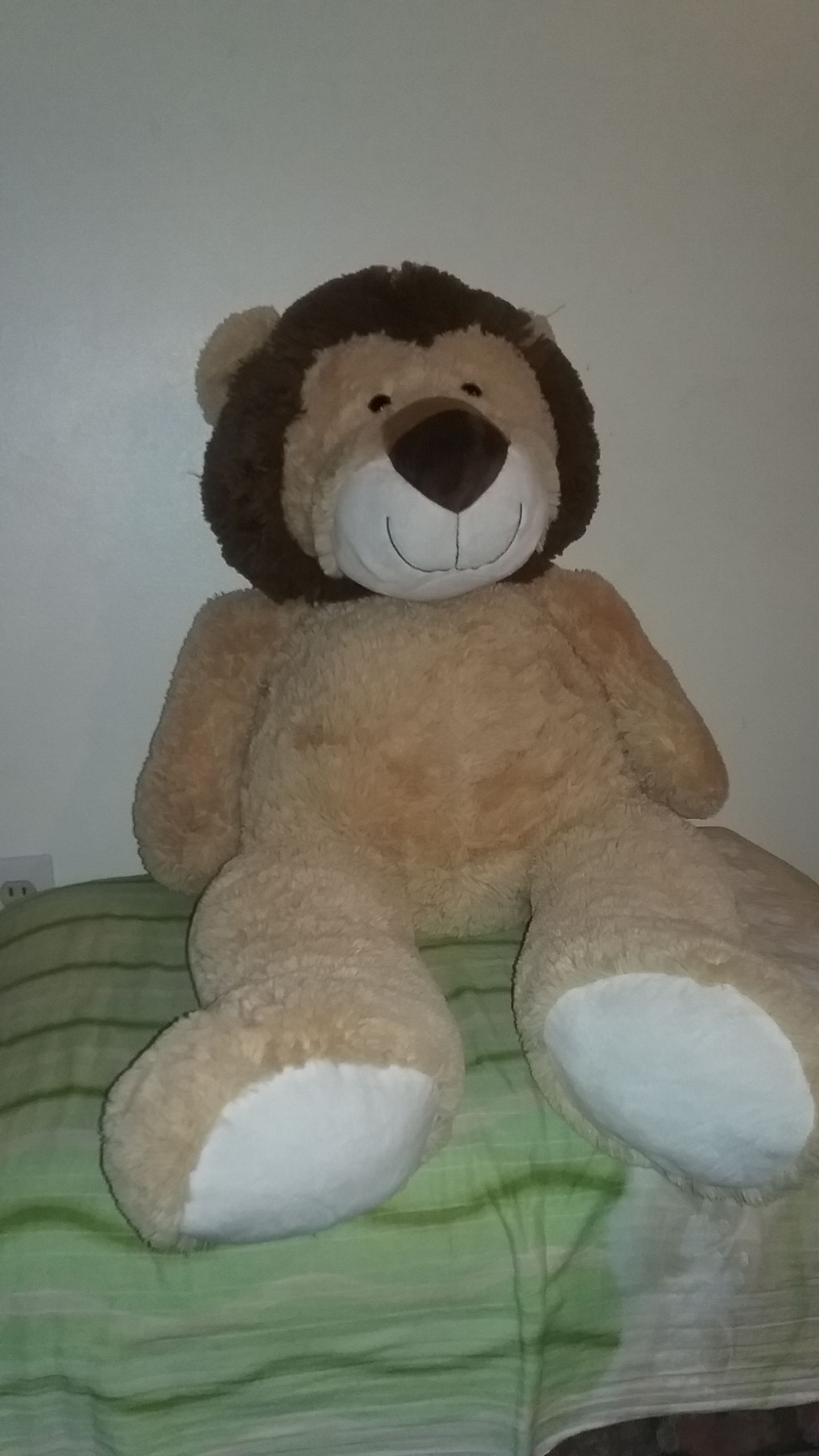 Big lion teddy bear