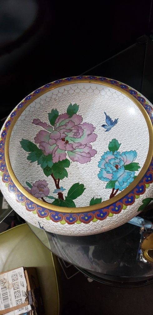 Vintage Antique Chinese Large White Cloisonne Bowl w/ Floral Decorations 