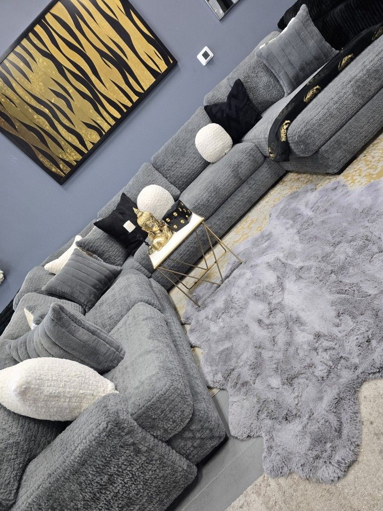 ✨️XL Sectional Sofas✨️ Furniture Queen Bedrooms, Dining Avail