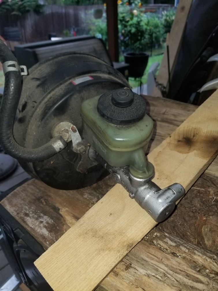 Toyota land cruiser fj80 brake booster and master cylinder. Landcruiser fj80