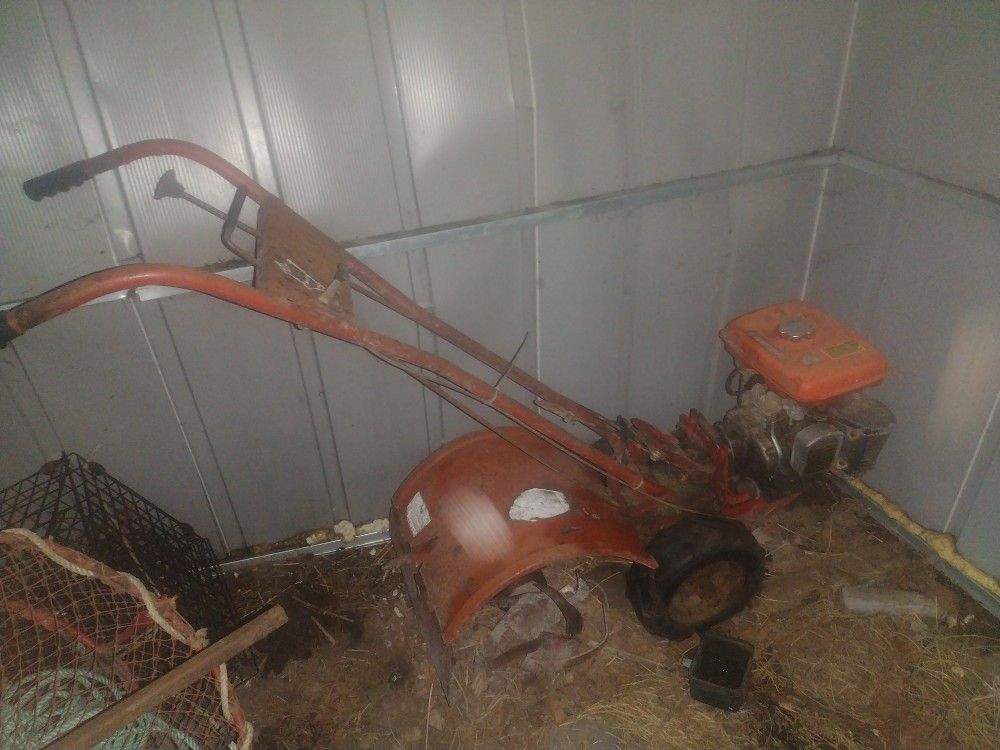 Troy Built Pony Tiller