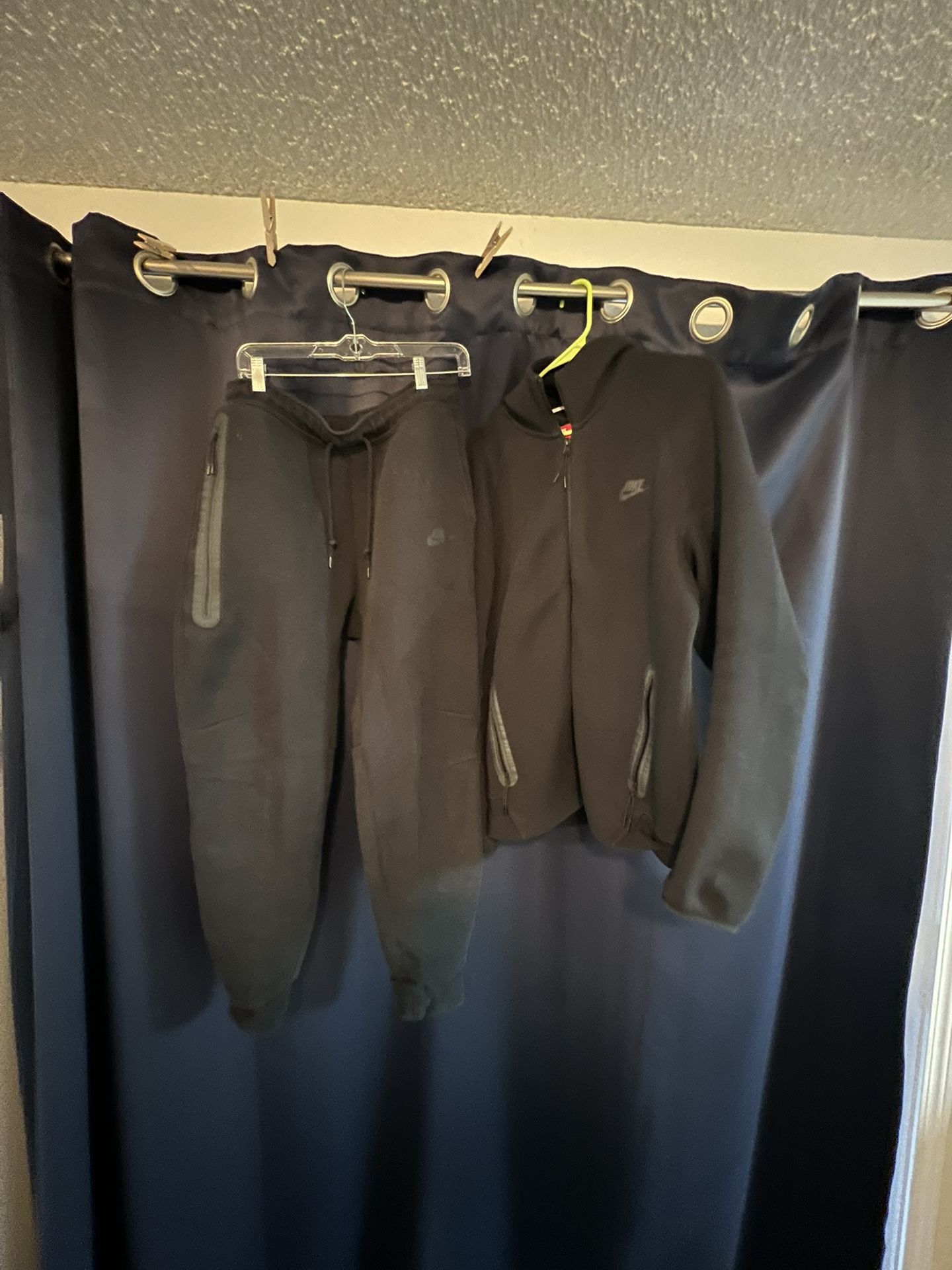 Black Nike Tech Full Set