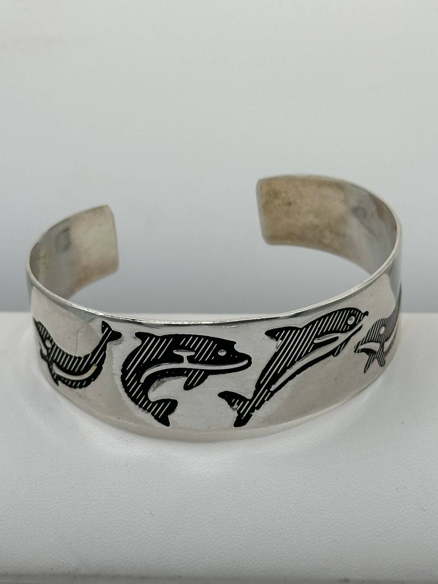 Vintage Sterling Silver Cuff Bracelet Etched Dolphins  71/2” Long 1 1/2” Opening  26.72 Grams Very Rare Good Condition 
