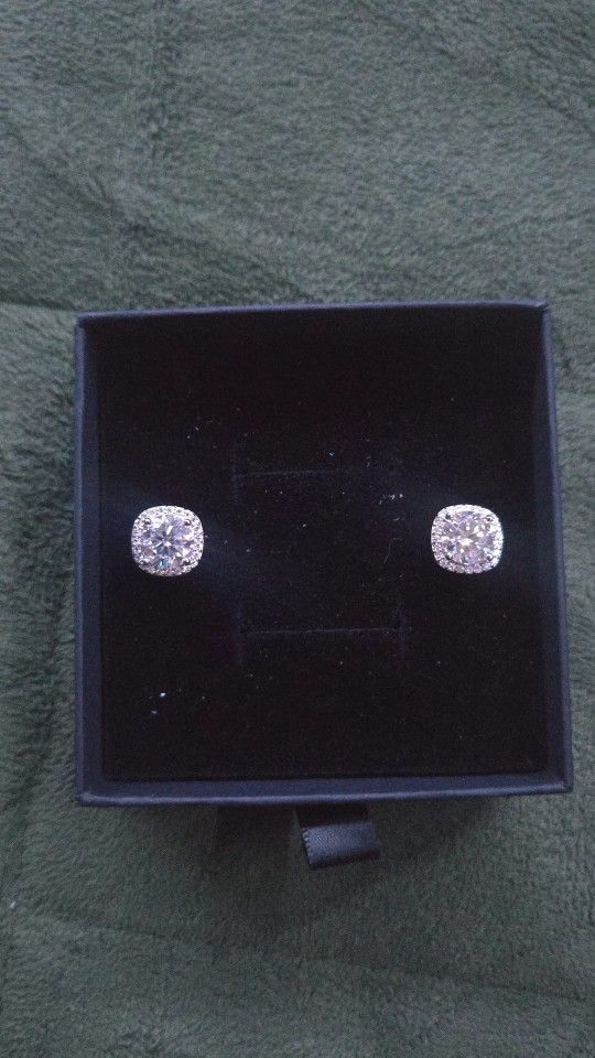 Moissanite Earrings 