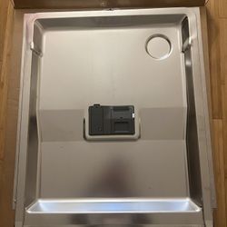 GE 24 in. Fingerprint Resistant Stainless Steel Front Control 🚨ONLY PANEL🚨