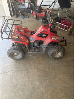 Four wheeler either for parts or fix