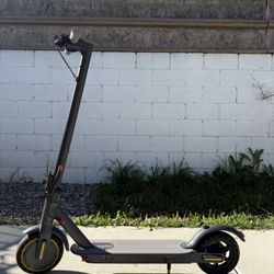 Electric scooter