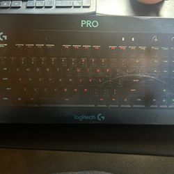 Logitech G Pro Keyboard – Never Used, Still Sealed