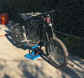 PLATED 2025 SURRON LBX  (TRIPLE ULTRA BEE BRAKE) READ DESC 🥹