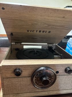 4 in 1 Victrola Record Player
