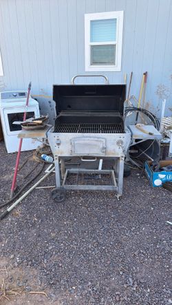 Charcoal grill