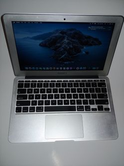 Apple MacBook Air, 12" Screen Catalina, light-up keyboard, working battery, new charger