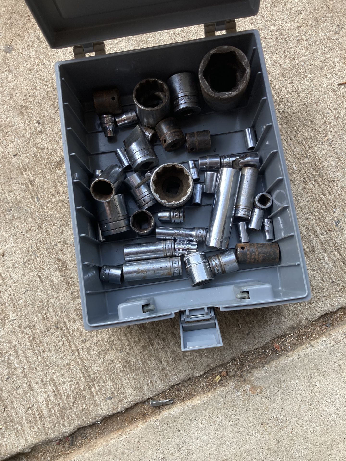Box Lot Snap On Sockets