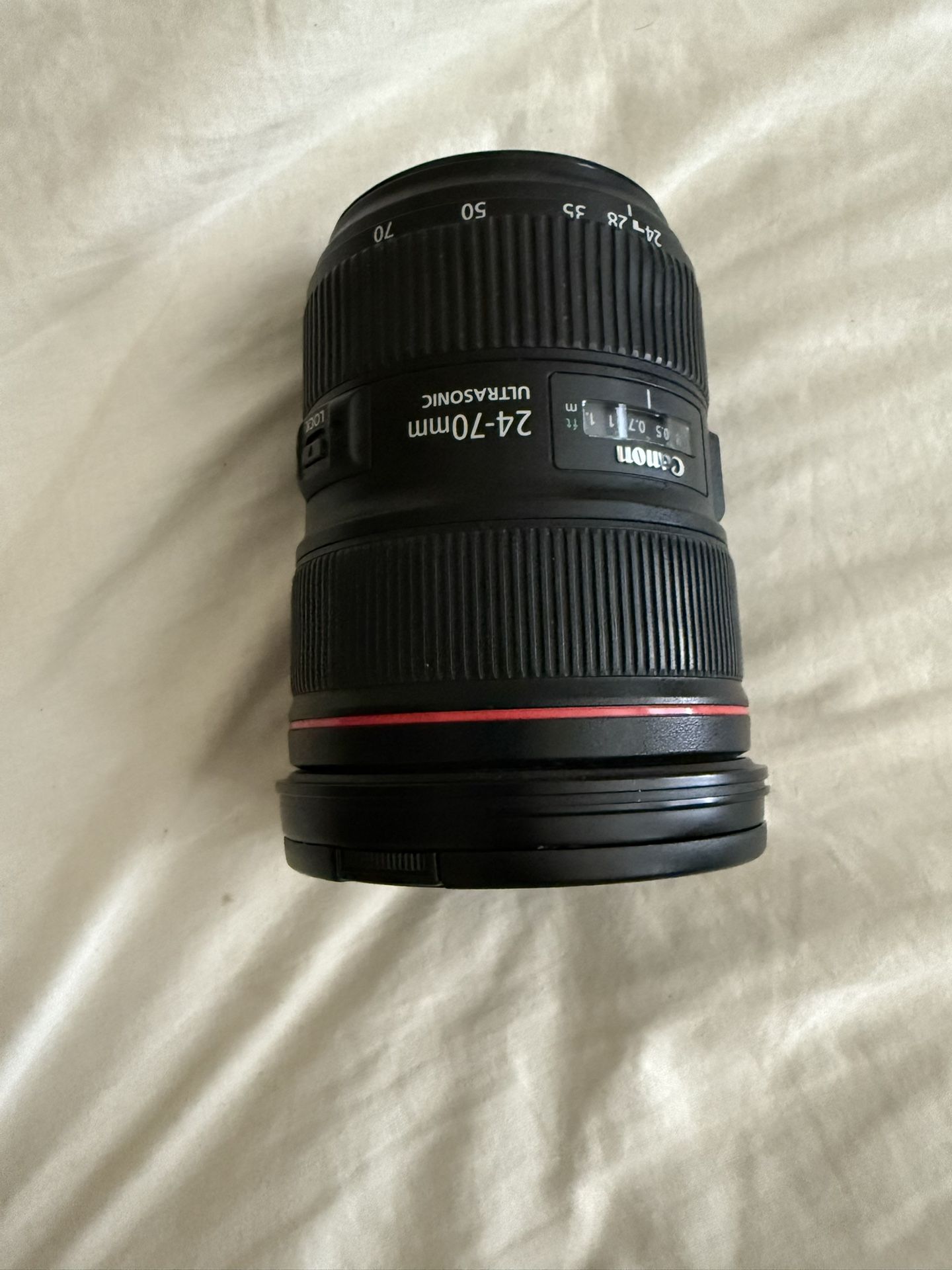 Canon EF 24-70mm f/2.8L Il USM Standard Zoom Lens