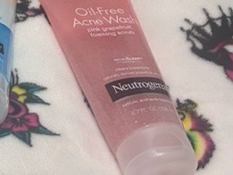 Neutrogena Oil-Free Acne Wash Pink Grapefruit