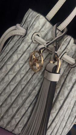 Vintage Micheal kors Willa small pleated tote bag