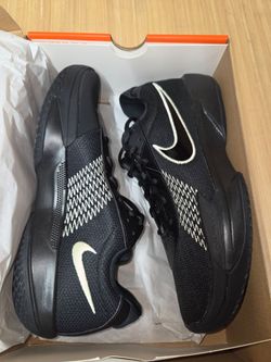 Brand new size mens 10.5  nike Air Zoom GT-Cut academy Black Low-Top Sneakers
