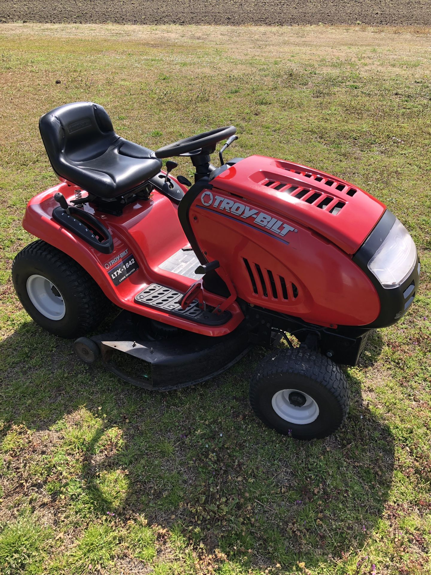 Troy Bilt LTX 1842 Riding Mower for Sale in Goldsboro, NC OfferUp