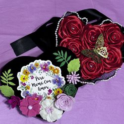 Flores 🌺 en caja de Corazón 💝