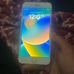 iPhone 8 Plus