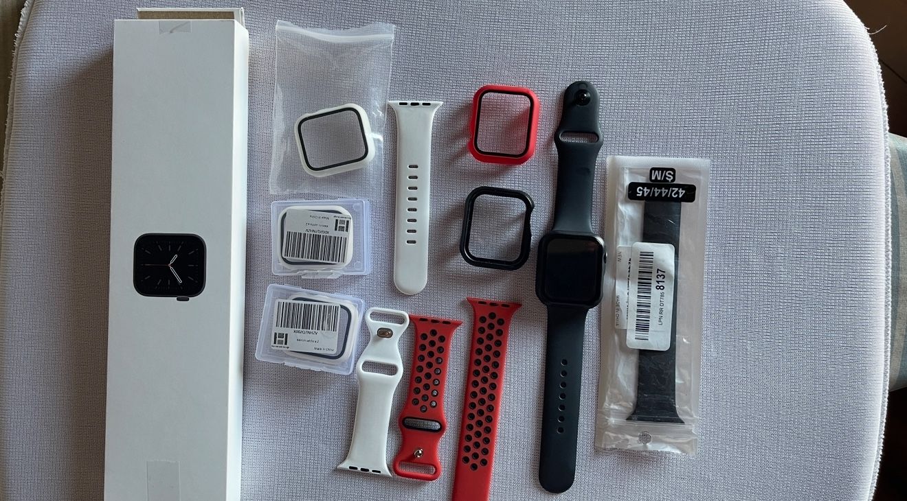 I watch Apple Watch Series 6 (GPS) 44mm Space Gray Aluminum Case with Black Sport Band Space Gray a lot of extras O.B.O