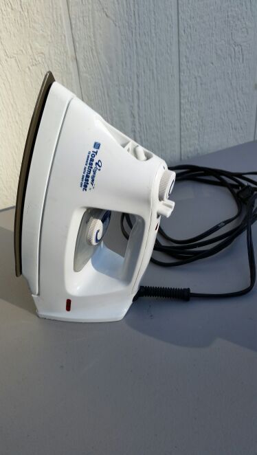 Iron Voyager Toastmaster 15 min auto shutoff