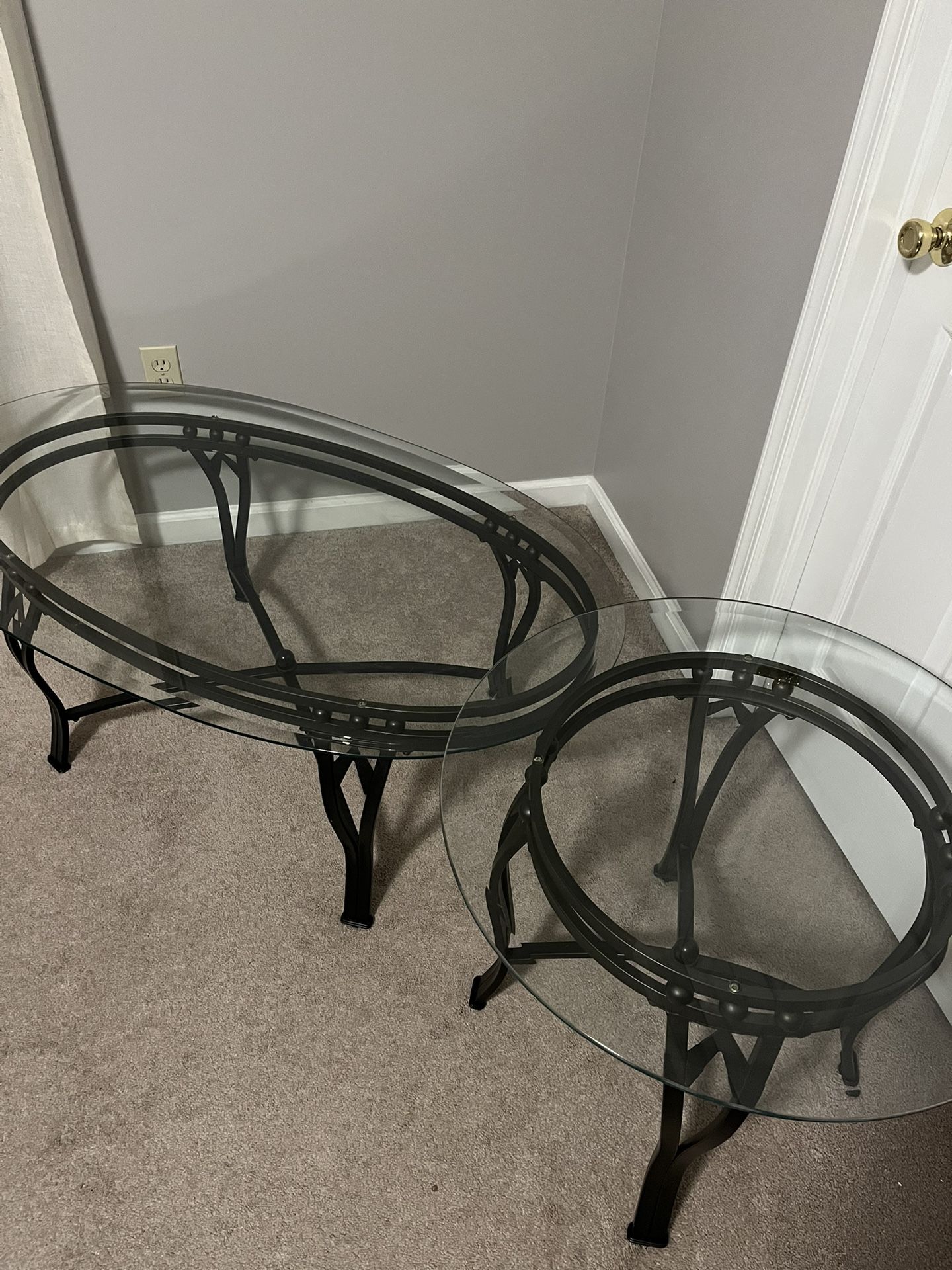 Coffee & End table Set **WEEKEND SPECIAL **