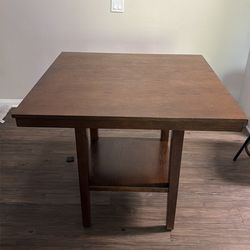 Dinning room table