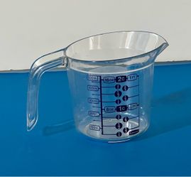 2-Cup (16oz) Clear Plastic Liquid Measuring Cup  w/Handle & Pouring Spout