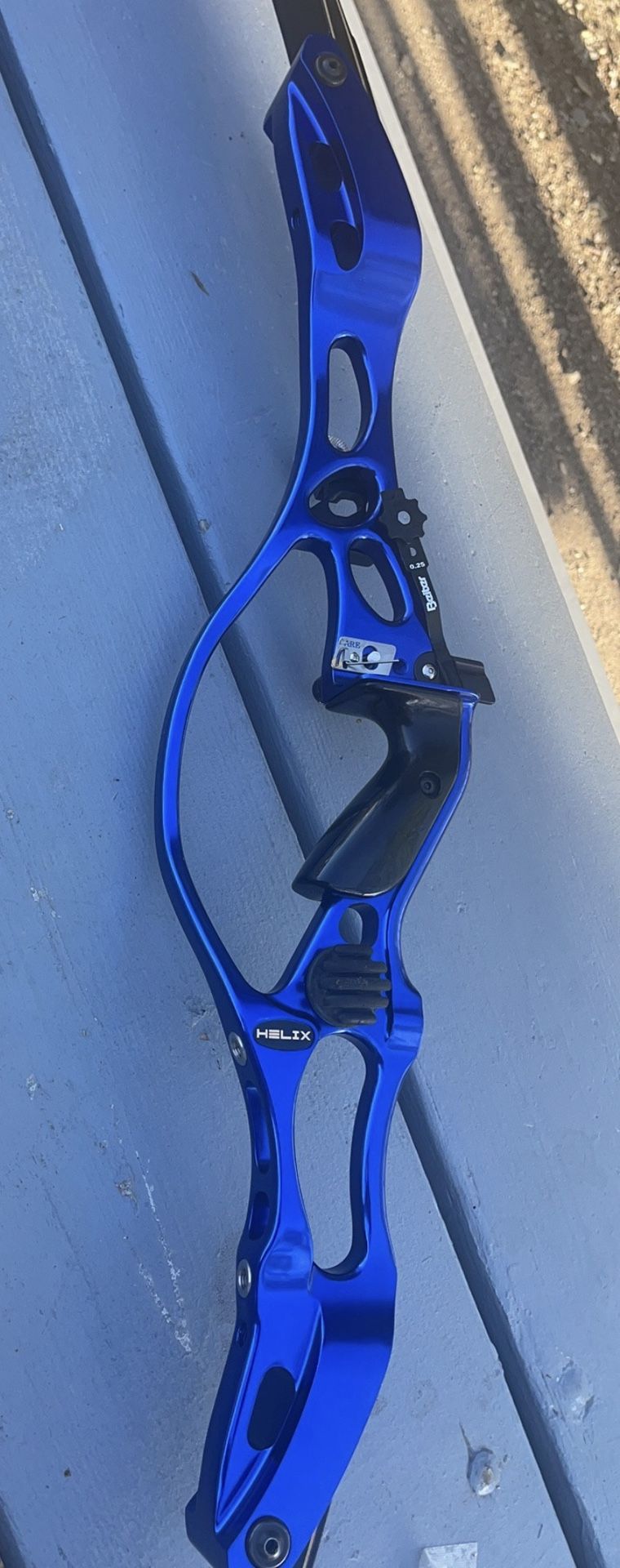Hoyt Helix 25’ raiser only LF